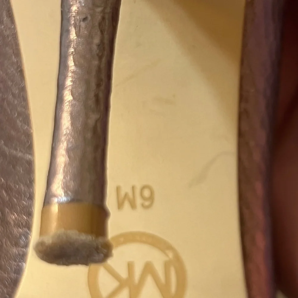 Michael Kors Rose Gold Embossed Heels Size 6M